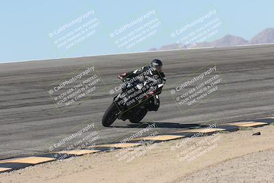 media/Oct-13-2025-Moto Forza (Mon) [[a66d839500]]/4-C Group/Session 2 (Bowl)/